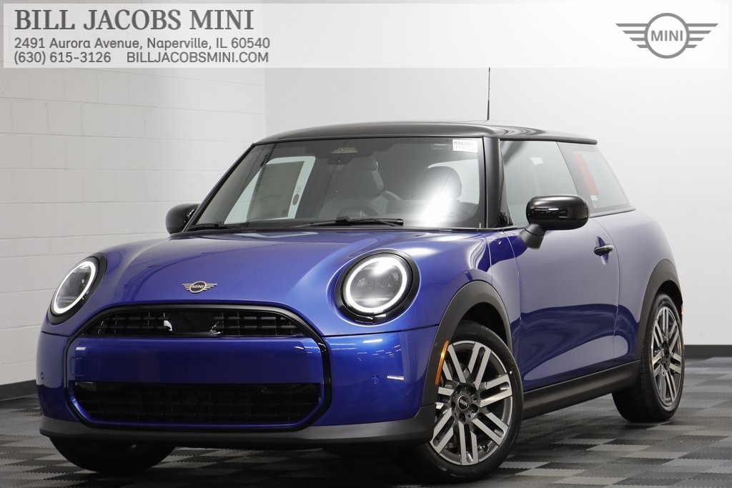 2026 MINI Hardtop 2 Door Oxford Edition's photo