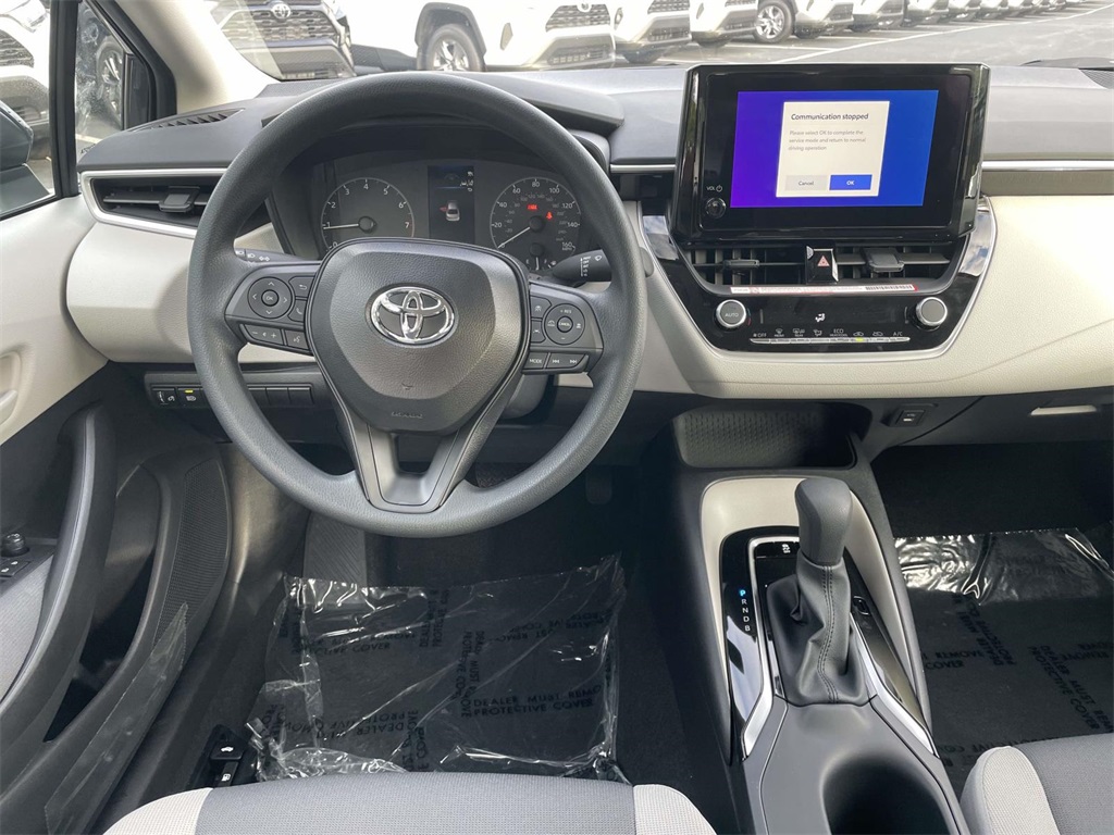 2025 Toyota Corolla LE photo 13