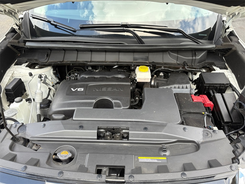 2022 Nissan Pathfinder SL photo 19