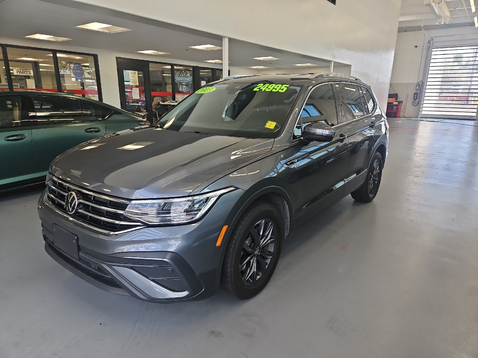 Used 2023 Platinum Gray Metallic Volkswagen SE image 1