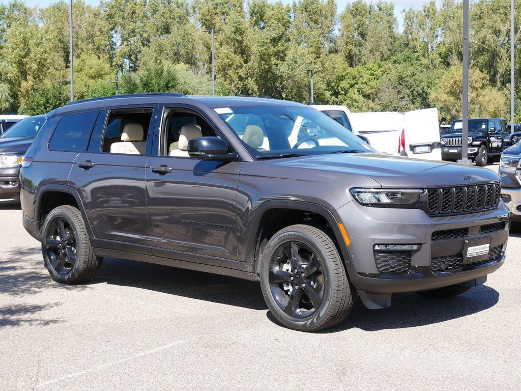 Used 2025 Jeep Grand Cherokee L Limited with VIN 1C4RJKBG2S8627538 for sale in Coon Rapids, Minnesota