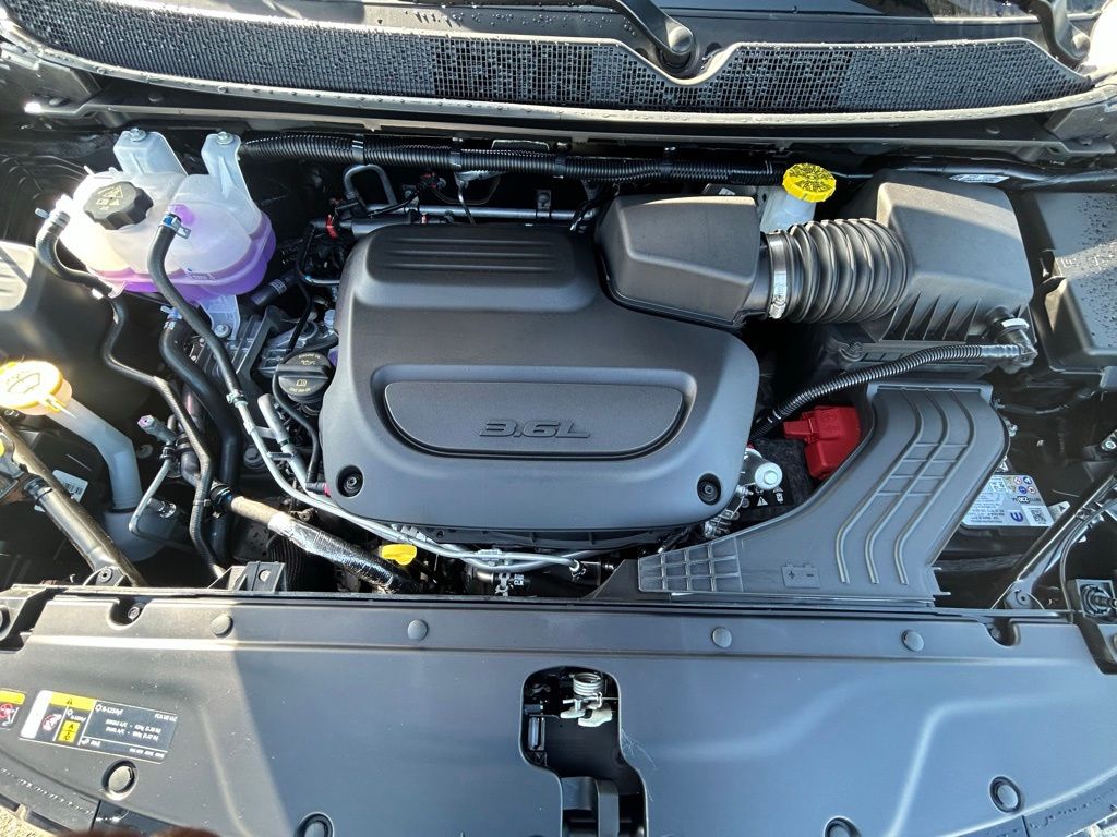2025 Chrysler Pacifica Limited photo 31
