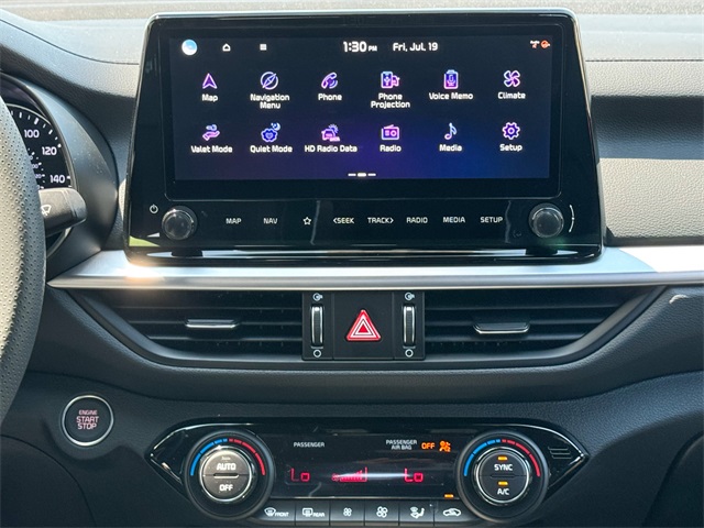 2024 Kia Forte GT-Line photo 23