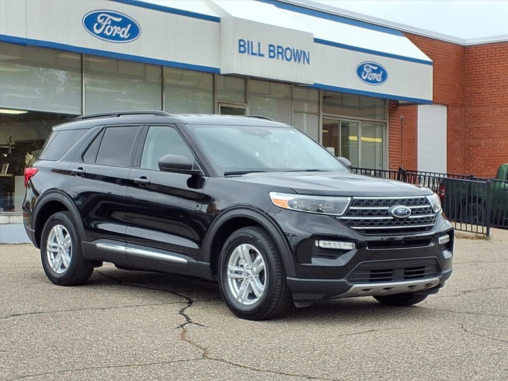 2022 Ford Explorer XLT's photo