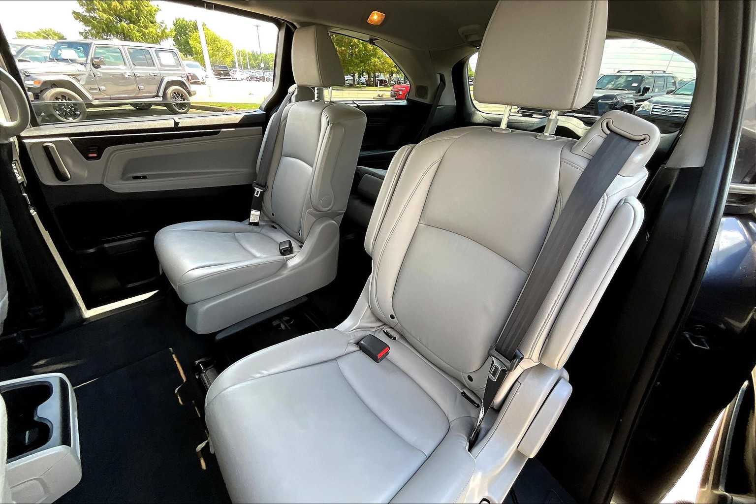 2020 Honda Odyssey Elite photo 17