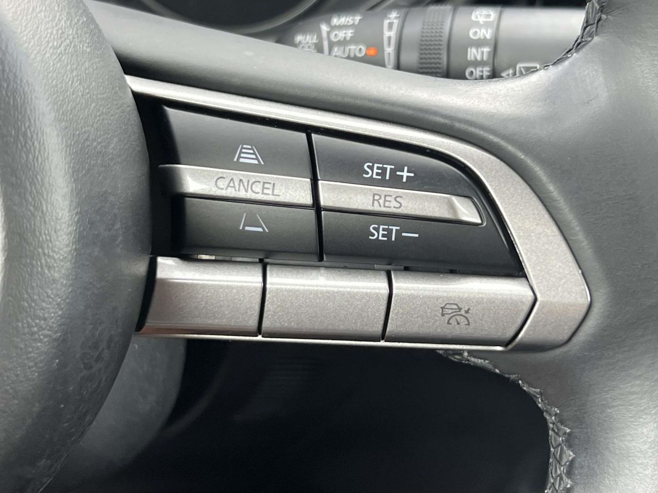 2023 Mazda CX-30 2.5 Select photo 18