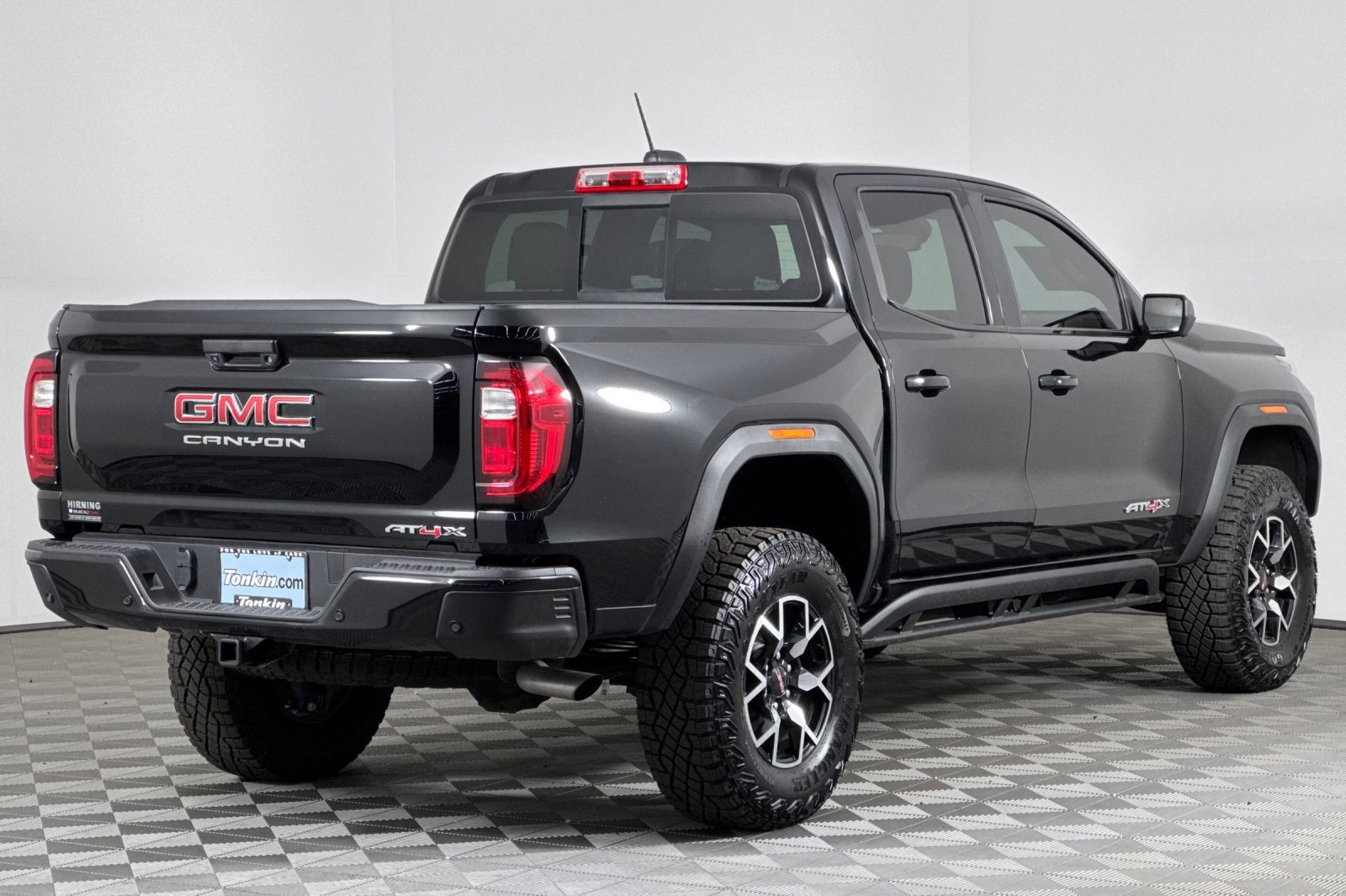 2024 Gmc Canyon AT4X photo 4