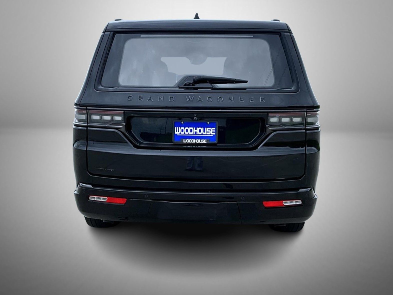 2023 Jeep Grand Wagoneer III Obsidian photo 6