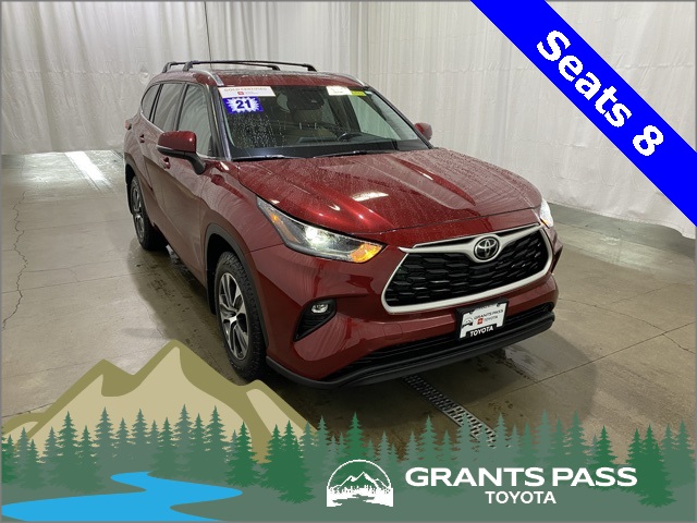 2021 Toyota Highlander XLE's photo