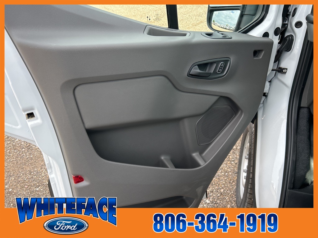 2025 Ford Transit XL photo 8
