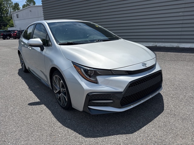 Used 2022 Toyota Corolla SE with VIN 5YFS4MCE9NP131873 for sale in Fort Payne, AL