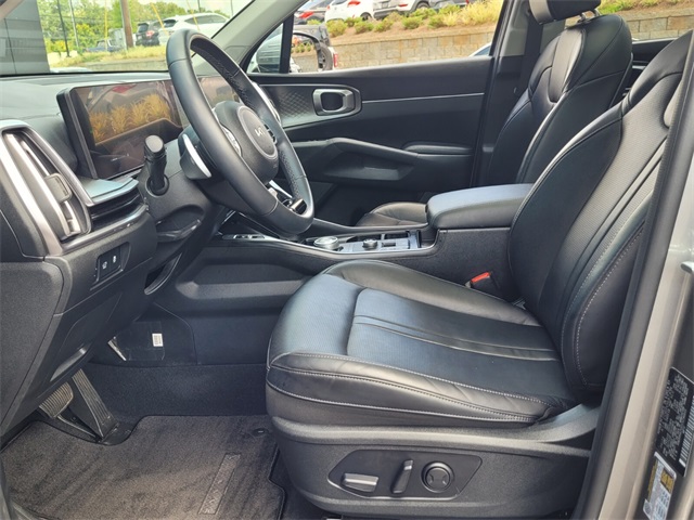 2025 Kia Sorento Hybrid EX photo 12