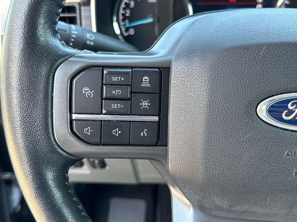 2021 Ford F-150 XLT photo 22