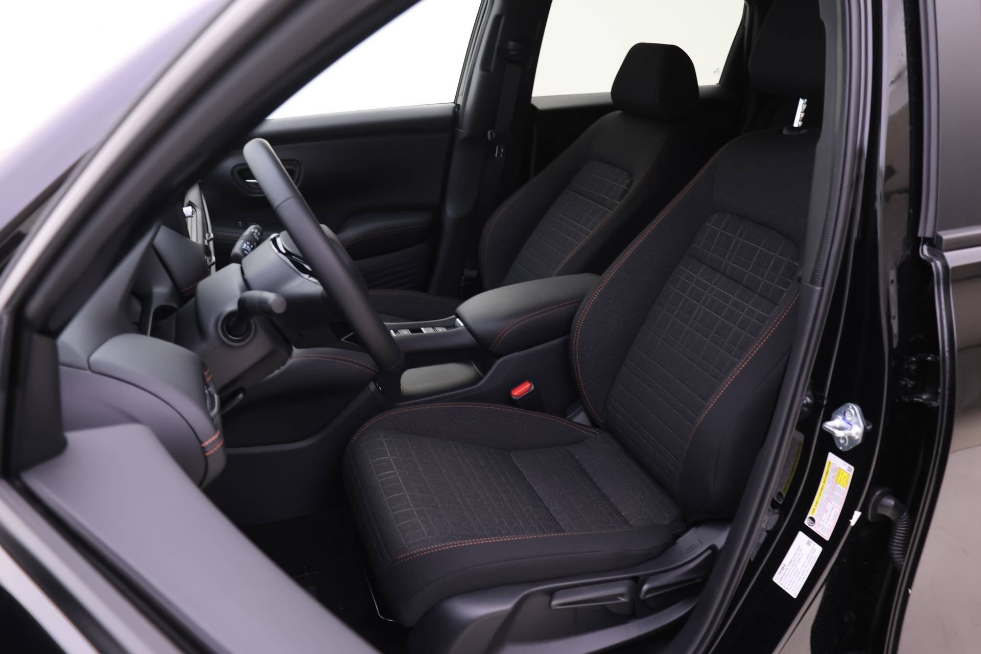 2026 Honda HR-V Sport photo 2