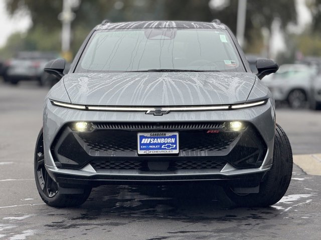 2026 Chevrolet Equinox RS photo 2