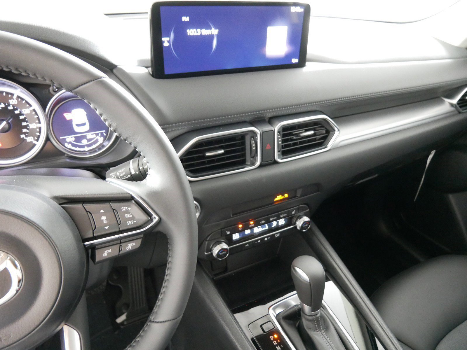 2025 Mazda CX-5 2.5 Select photo 3