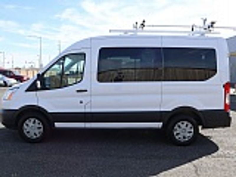2016 Ford Transit XLT photo 4