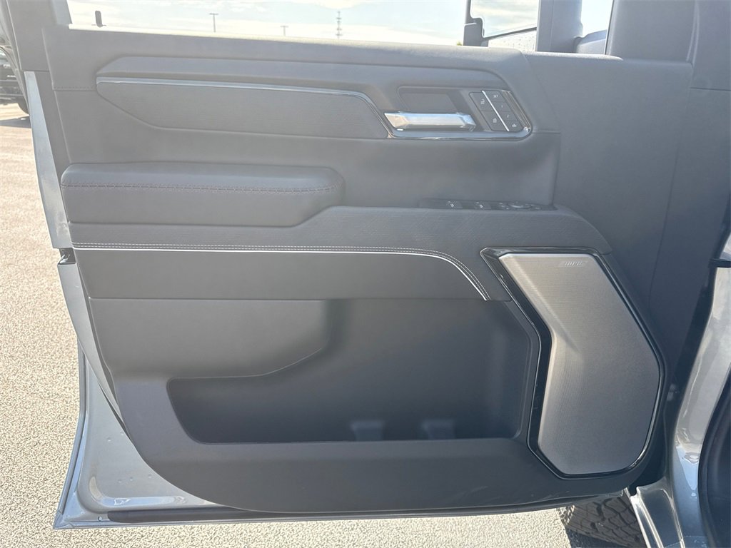 2026 Gmc Sierra 2500 HD AT4X photo 14