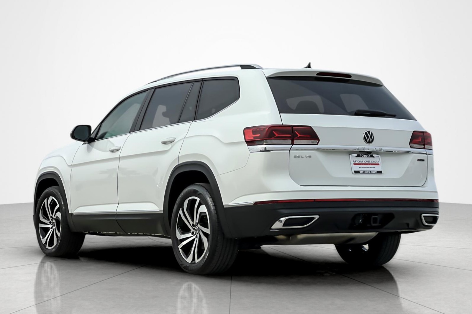 2022 Volkswagen Atlas V6 SEL photo 3