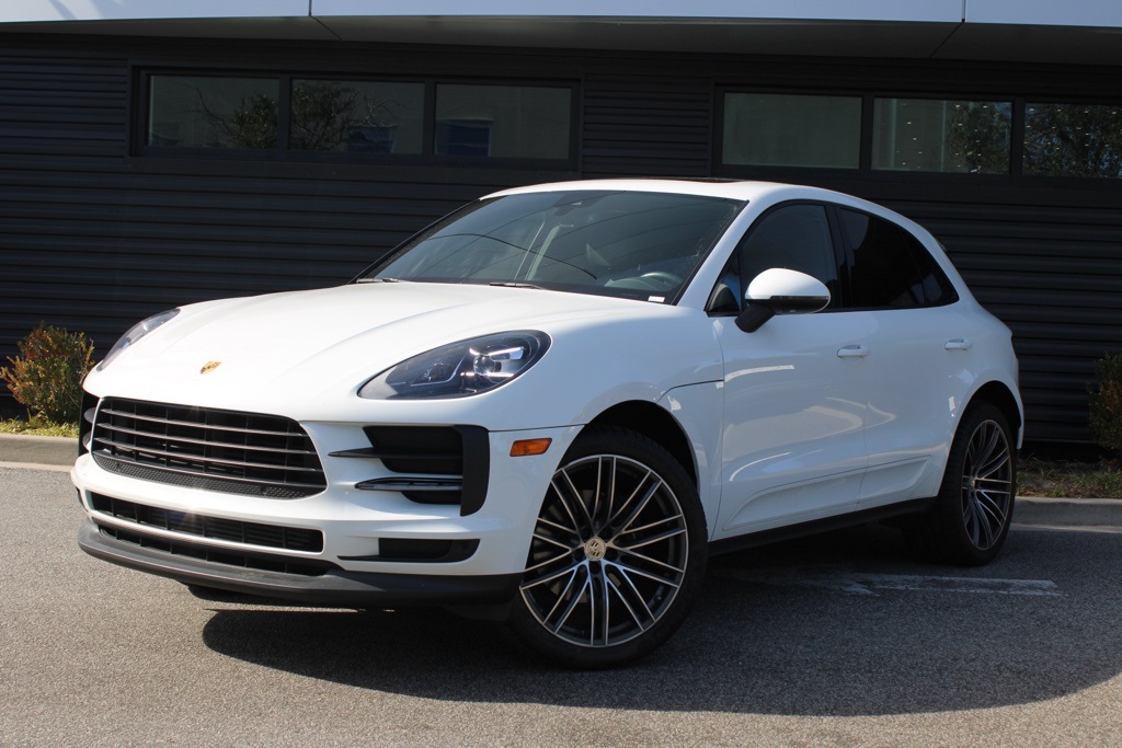 2020 Porsche Macan Base's photo