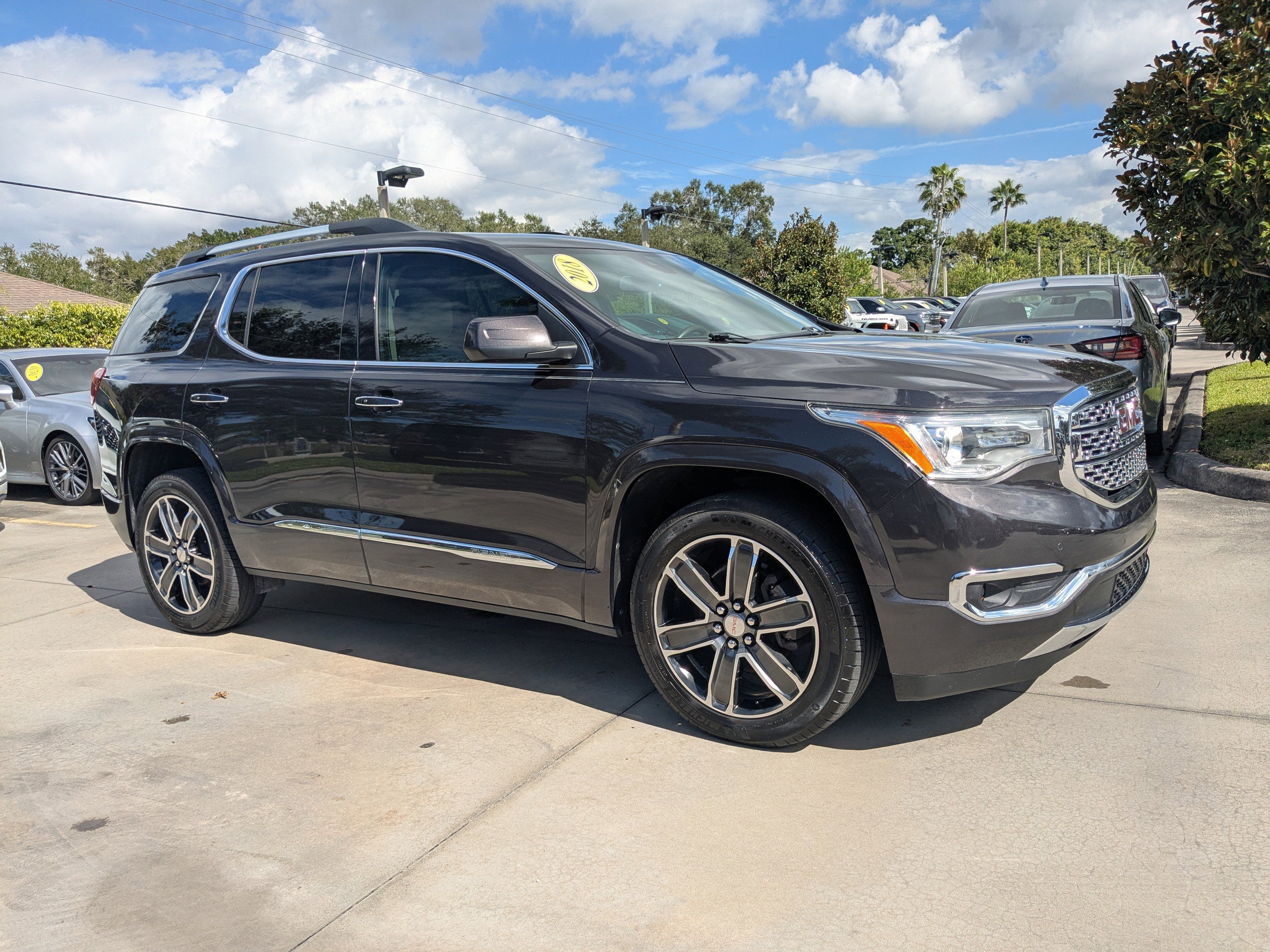 2018 GMC Acadia Denali's photo