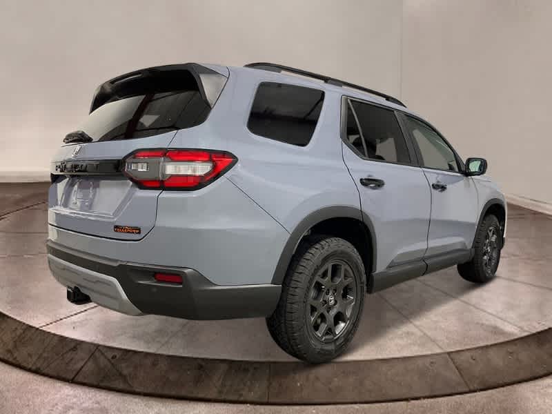 2025 Honda Pilot TrailSport photo 4