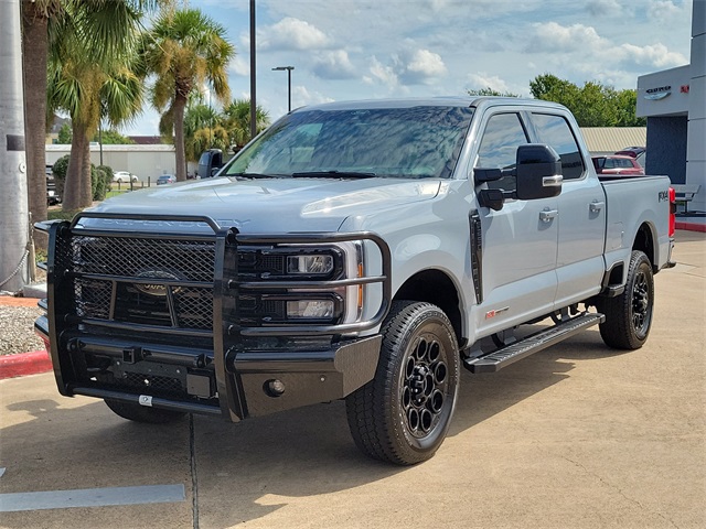 2024 Ford F-250 photo 3