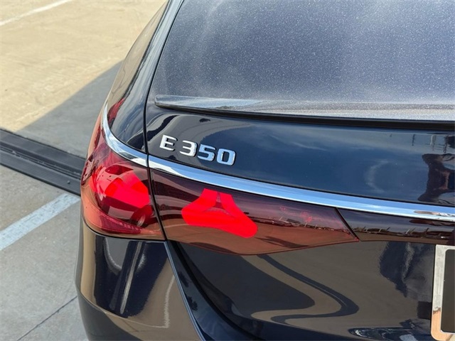 2026 Mercedes Benz E 350 4MATIC Sedan photo 4