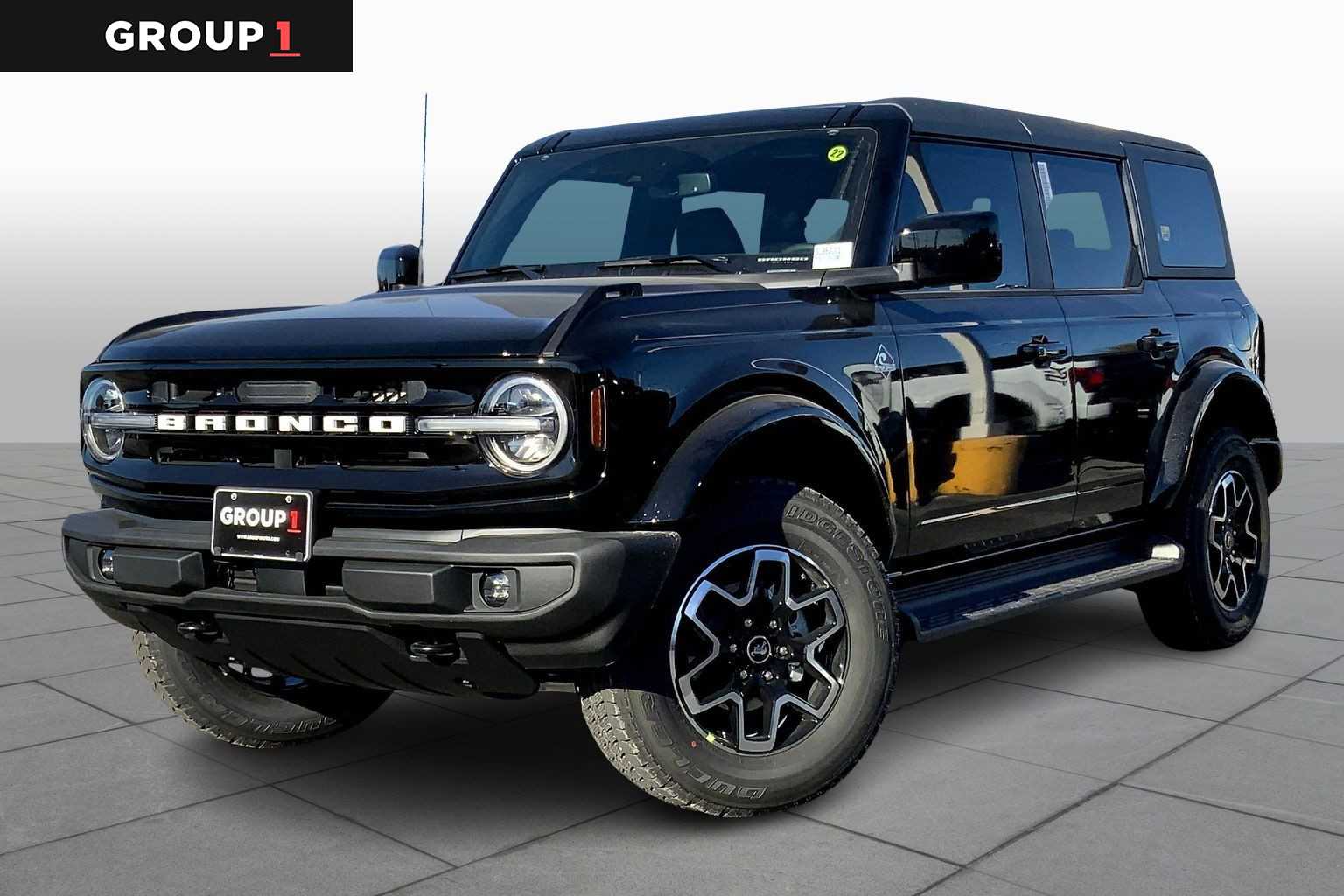 2025 Ford Bronco 4-Door Outer Banks's photo