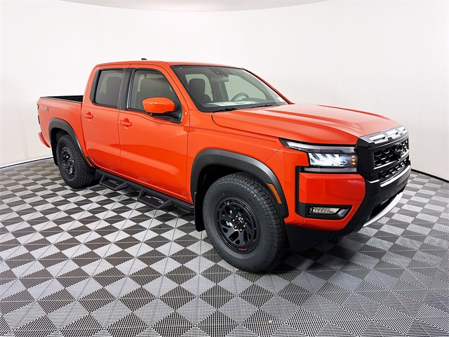 2026 Nissan Frontier PRO-X's photo