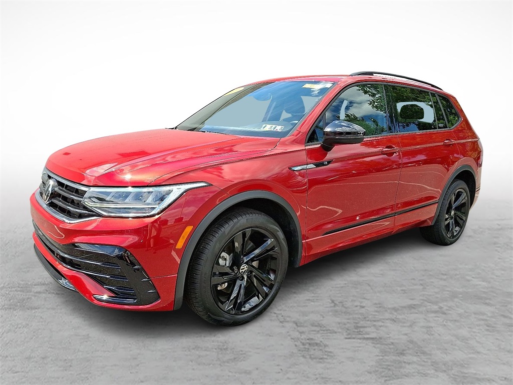 2024 Volkswagen Tiguan SE R-Line Black photo 3