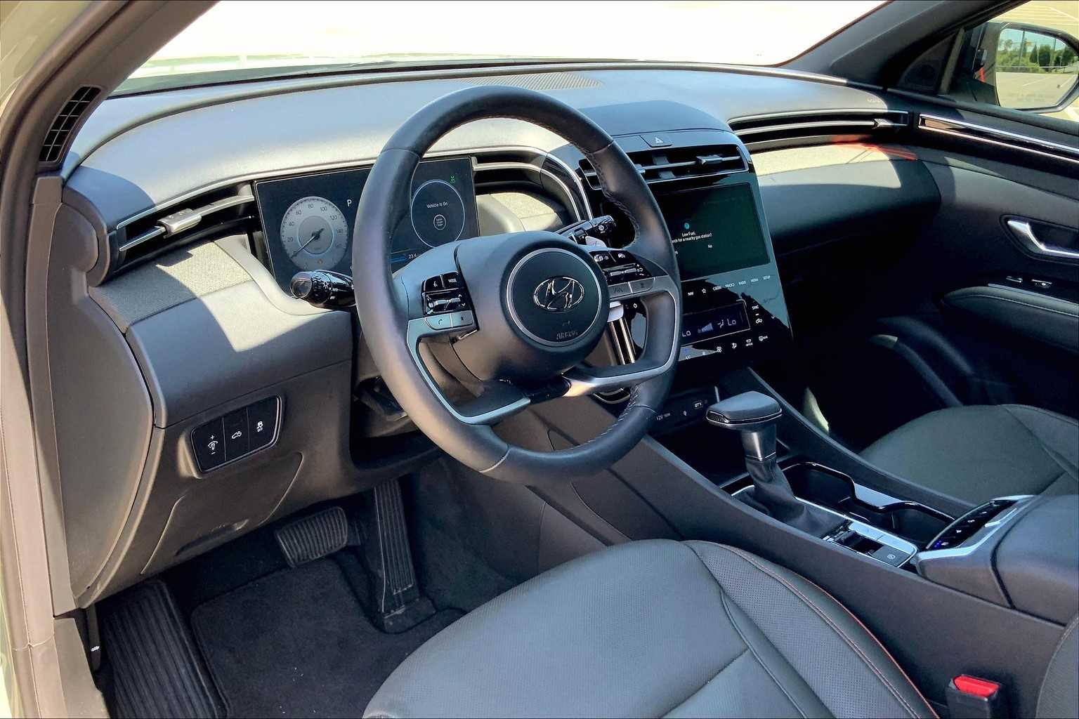 2024 Hyundai Santa Cruz Limited photo 16
