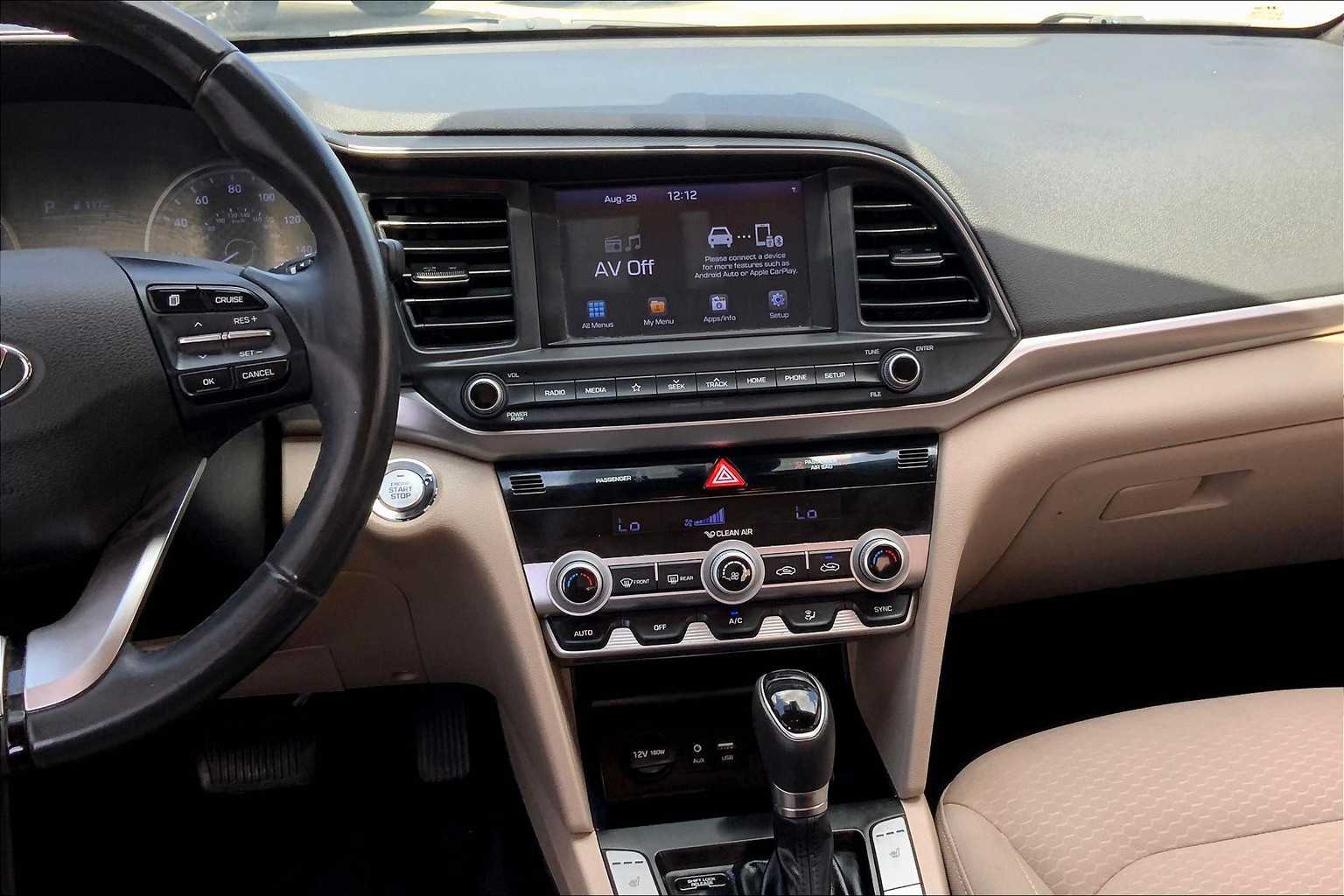 2019 Hyundai Elantra SEL Value Edition Limited photo 6
