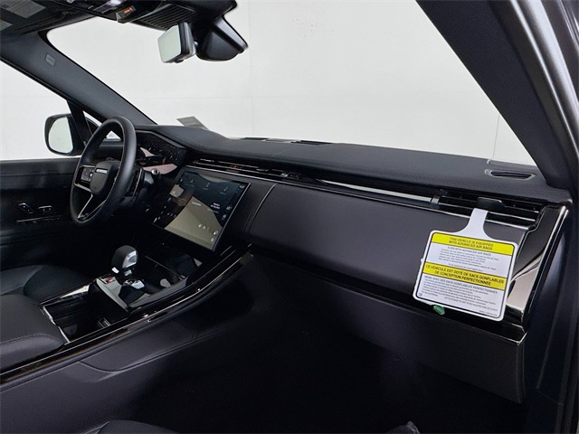 2025 Land Rover Range Rover Sport SE photo 27