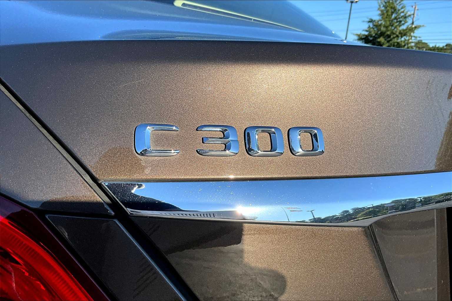 2015 Mercedes Benz C 300 Sedan photo 8