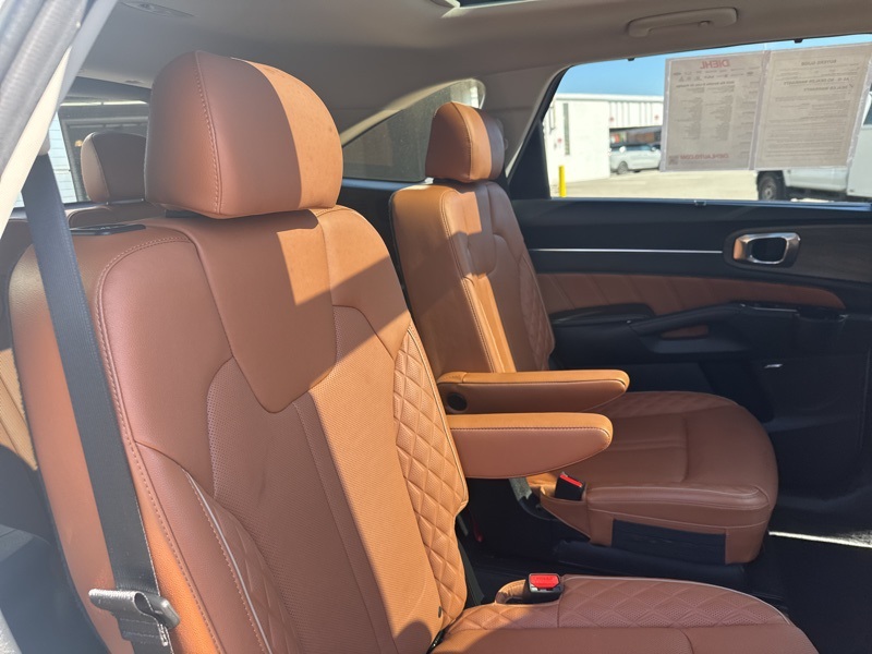 2023 Kia Sorento X-Line SX Prestige photo 13