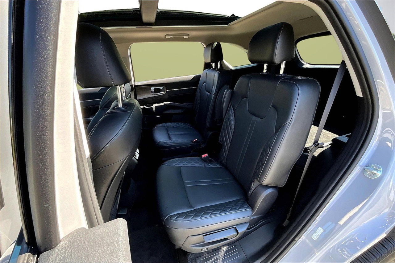 2022 Kia Sorento X-Line SX Prestige photo 19