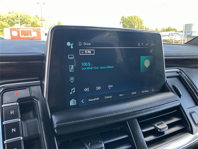 2023 Chevrolet Suburban Z71 photo 5