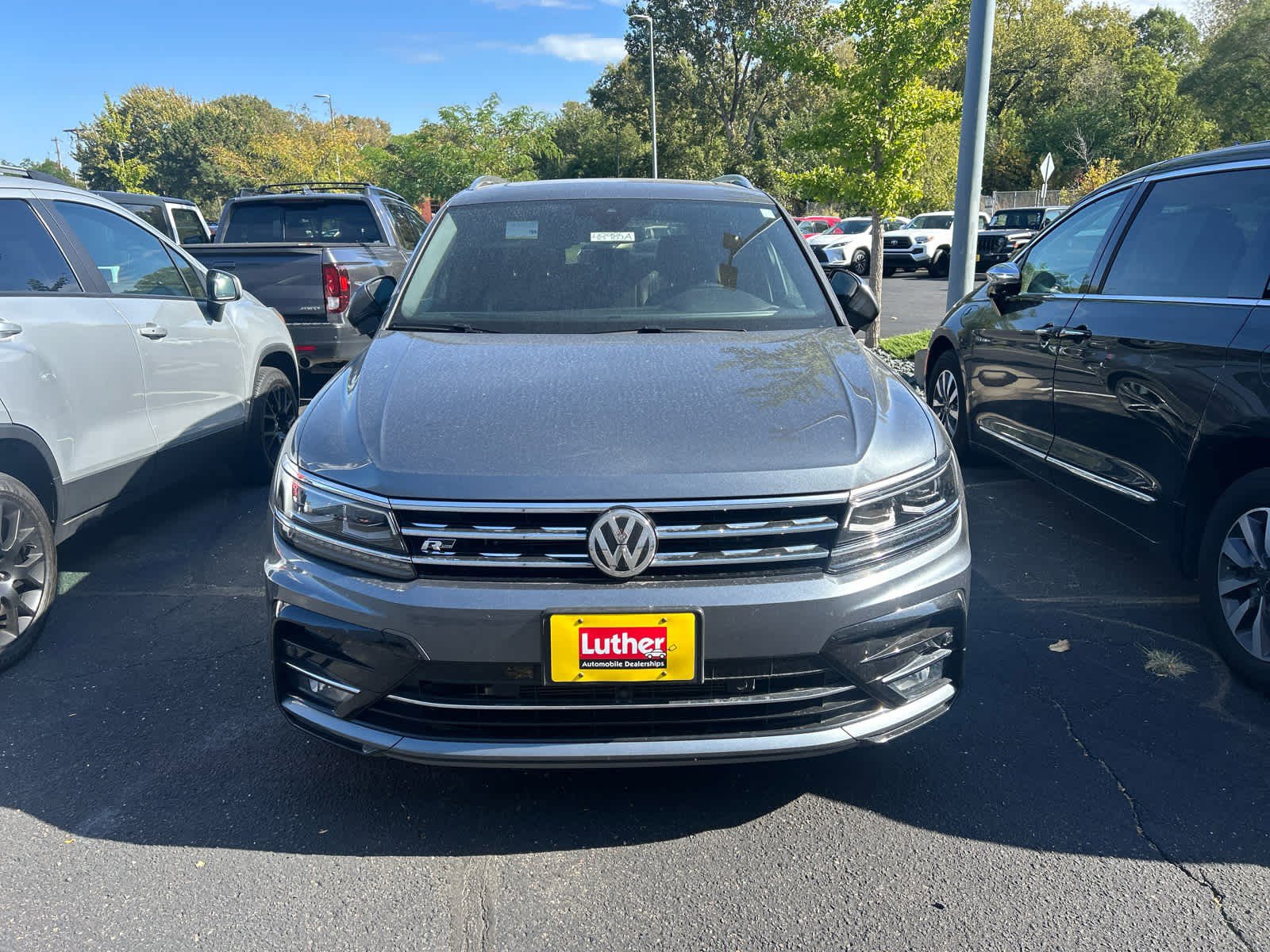 Used 2019 Volkswagen Tiguan SEL Premium R-Line with VIN 3VV4B7AX2KM046513 for sale in Minneapolis, Minnesota