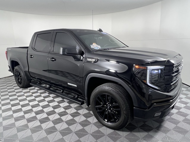 2024 GMC Sierra SLE's photo