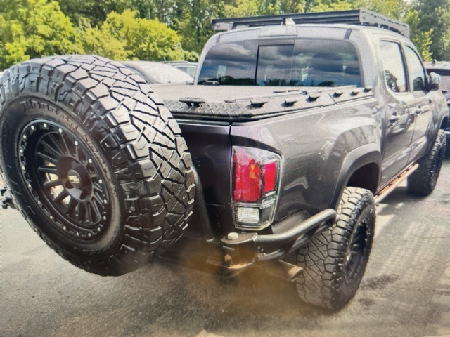 2020 Toyota Tacoma TRD Pro photo 2
