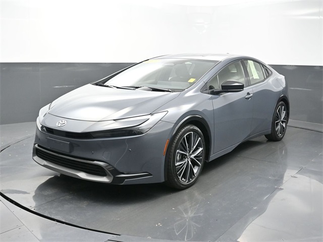 2023 Toyota Prius XLE's photo