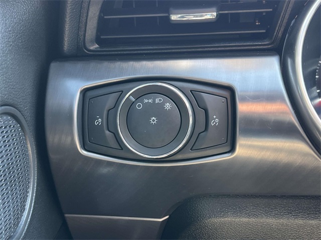 2022 Ford Mustang Mach 1 photo 30