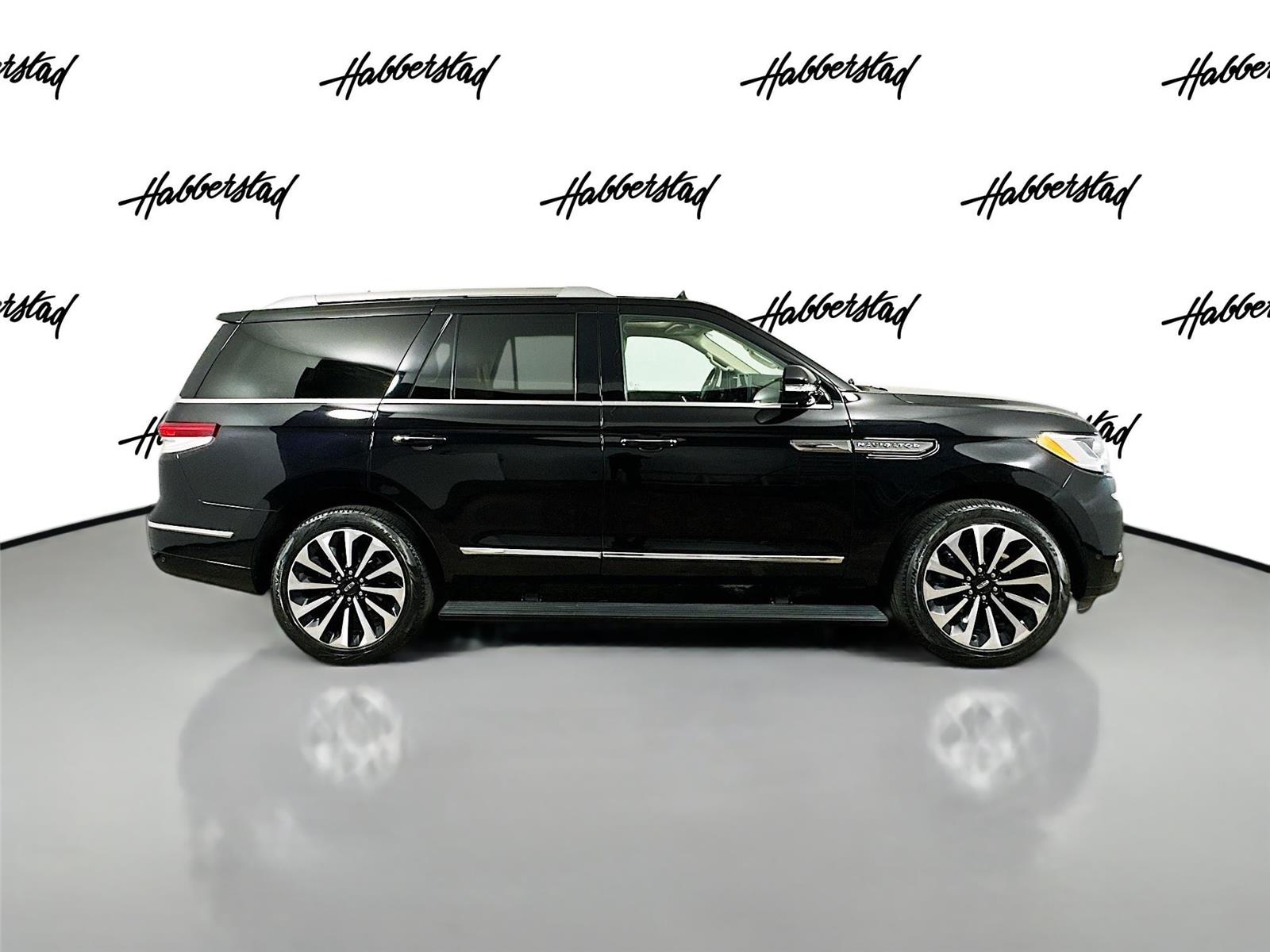 2022 Lincoln Navigator Reserve photo 4