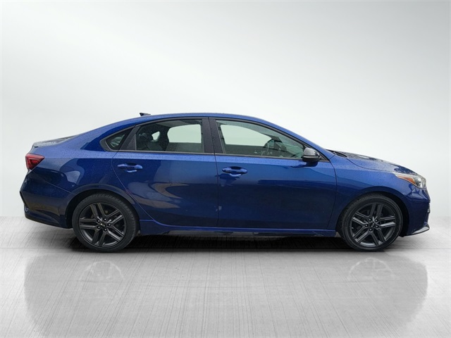 2020 Kia Forte GT-Line photo 3