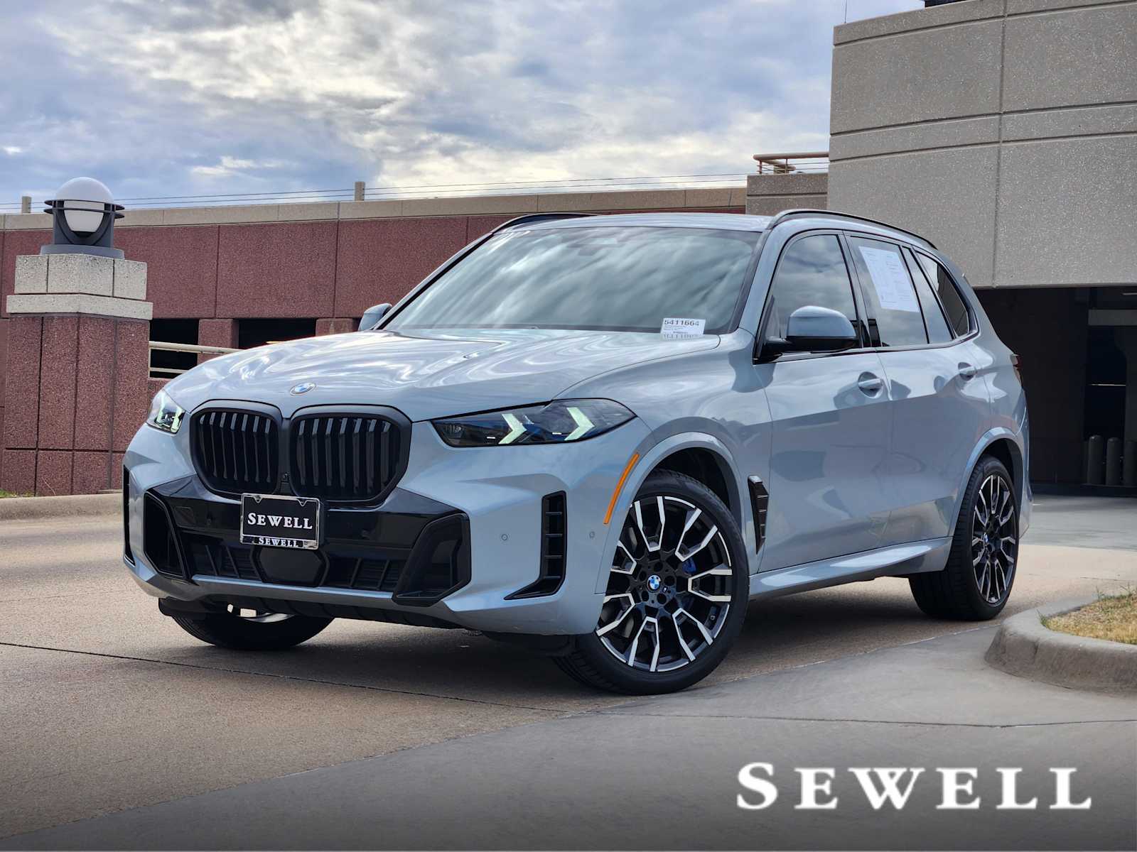 2026 BMW X5 40i's photo