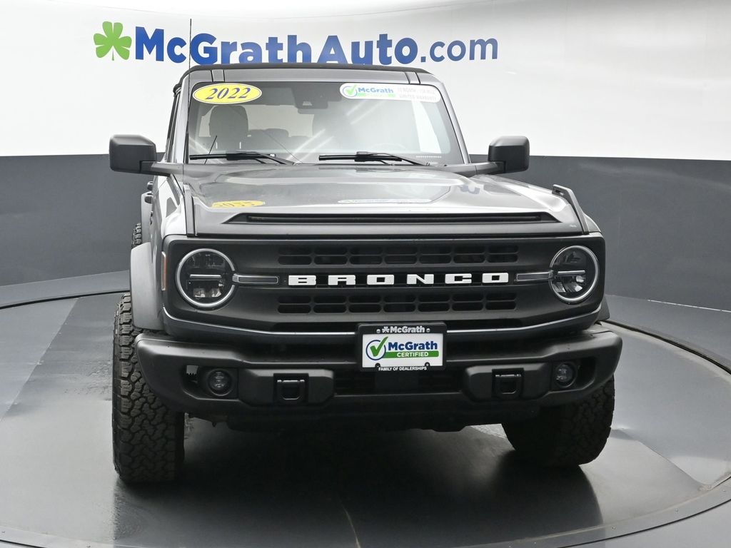 2022 Ford Bronco Base photo 2