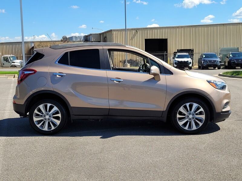 2019 Buick Encore Preferred photo 2