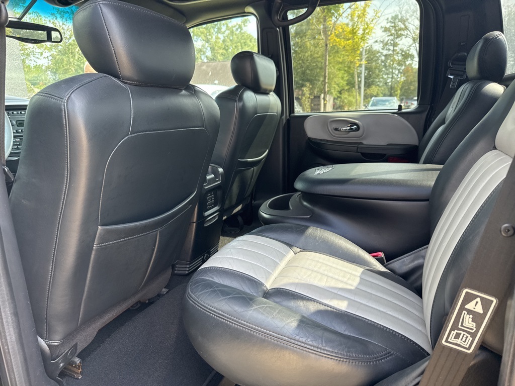 2003 Ford F-150 Harley-Davidson photo 5
