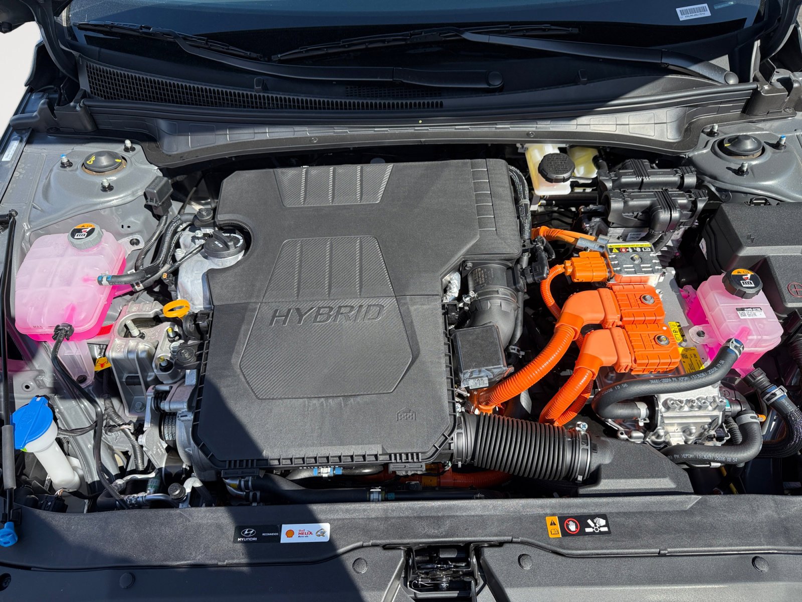 2025 Hyundai Elantra Hybrid SEL Sport photo 19